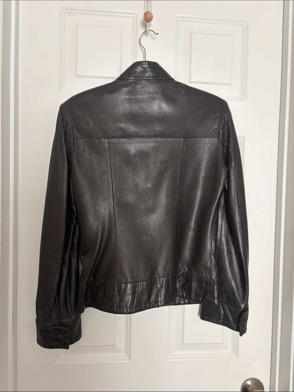 Leather jacket - Picture 2 of 5